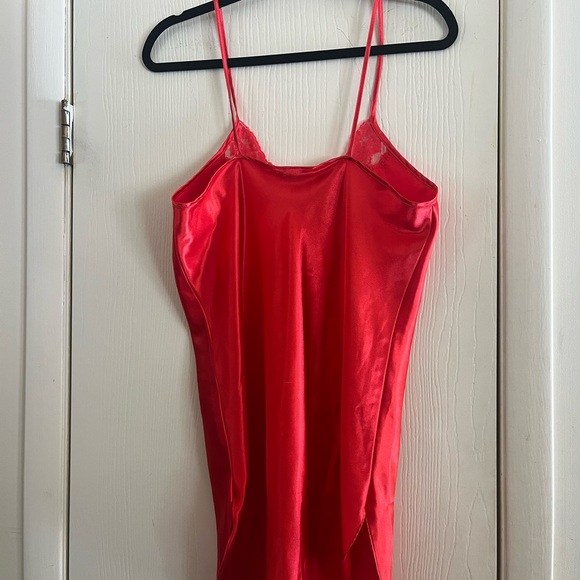 Elegant Red Lace Trim Chemise - Picture 6 of 6